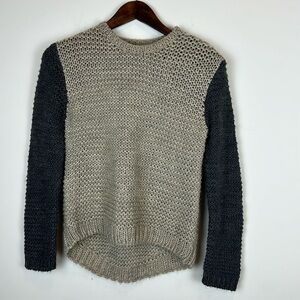 Zara Girl’s sweater size 9-10